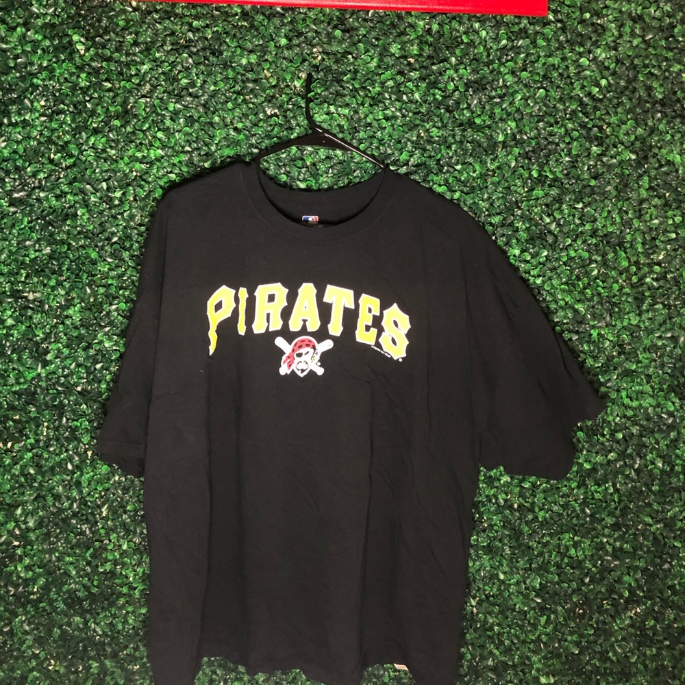 Baseball tee